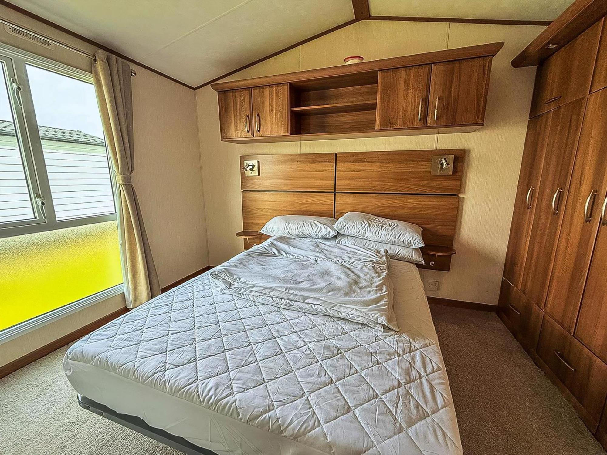 Stunning 6 Berth Caravan With Decking At Southview Holiday Park Ref 33175V Skegness Exterior foto